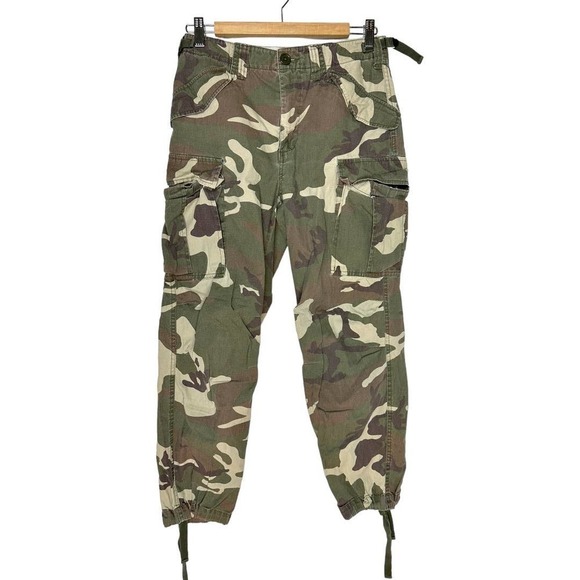 Women’s Camouflage Cargo Pants - Picture 1 of 6